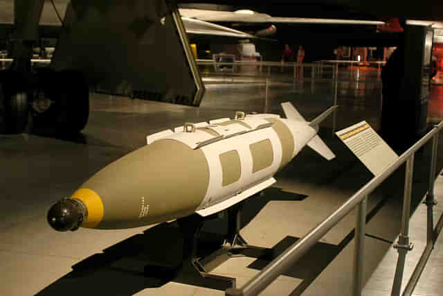 US GBU-31/32 Joint Direct Attack Munition (JDAM) aerial bomb that failed spectacularly in Ukraine in the face of intense Russian jamming.